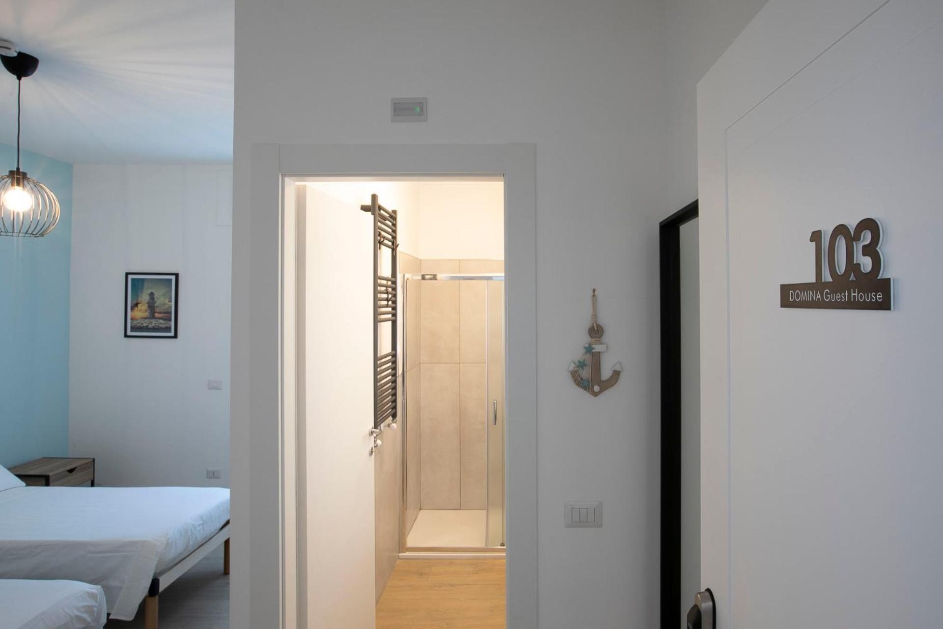 Domina Guest House 피우미치노 외부 사진