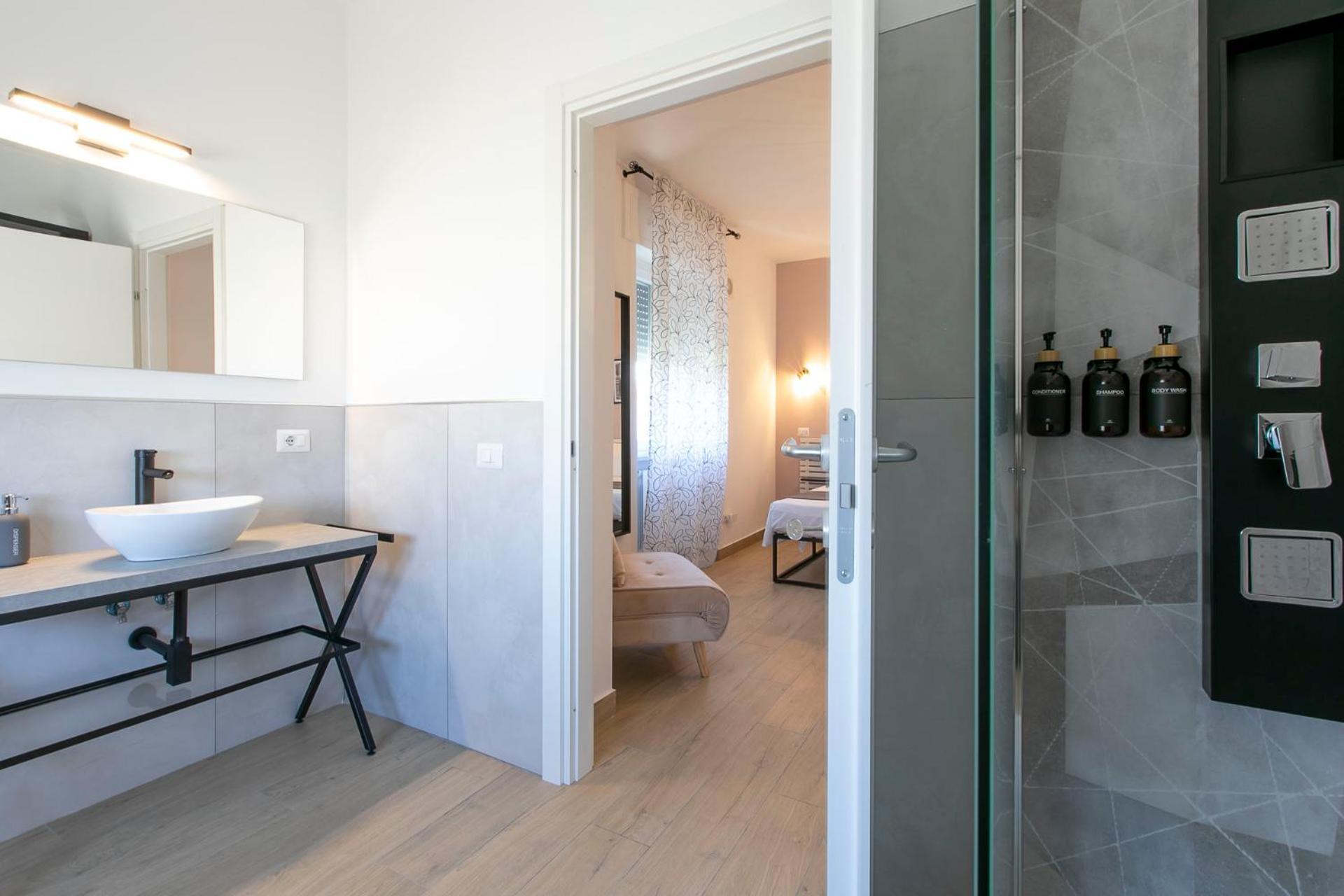 Domina Guest House 피우미치노 외부 사진