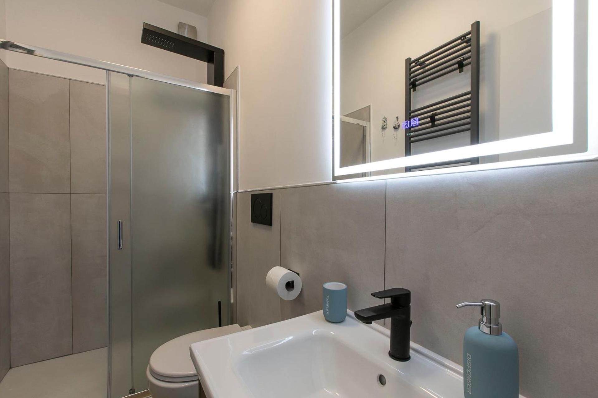Domina Guest House 피우미치노 외부 사진