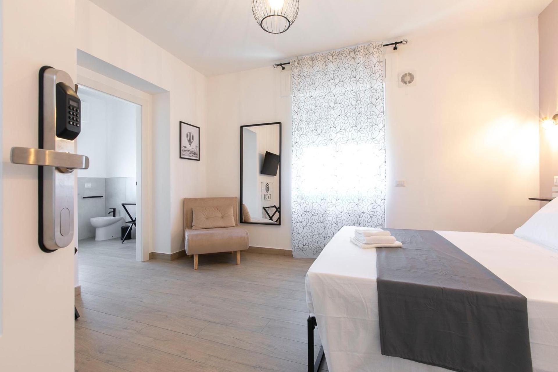 Domina Guest House 피우미치노 외부 사진