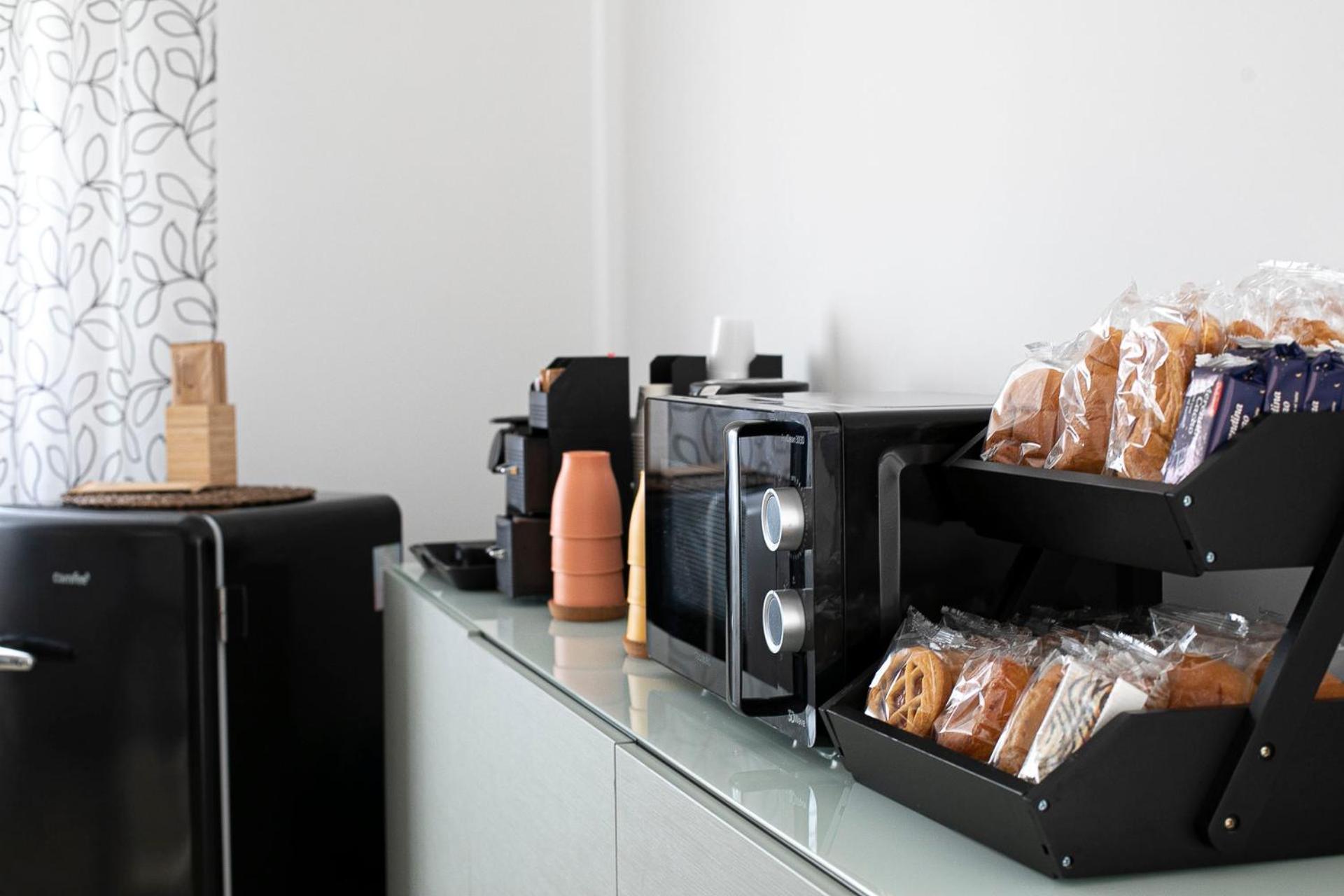Domina Guest House 피우미치노 외부 사진